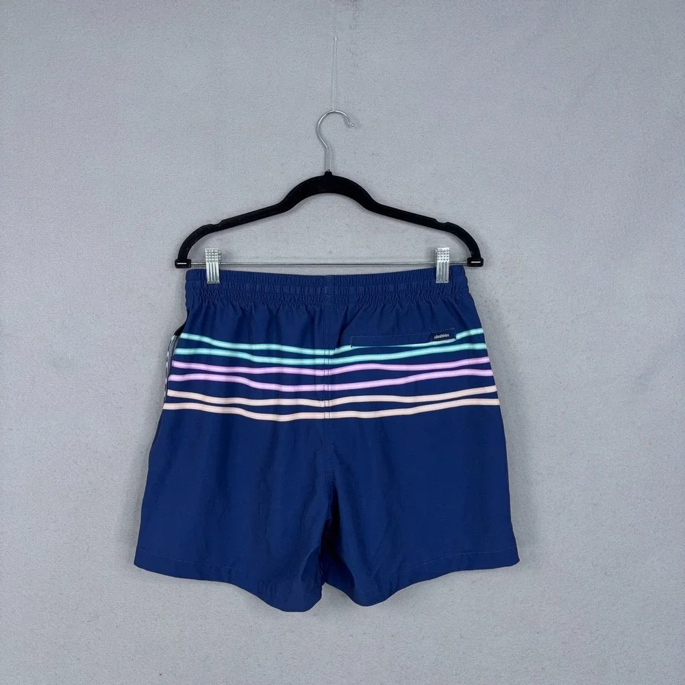 Chubbies Swim Trunks Men Large Blue Striped 5.5 Inseam Lined Casual Beach Summer